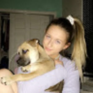 Meet your Posher, Nicole